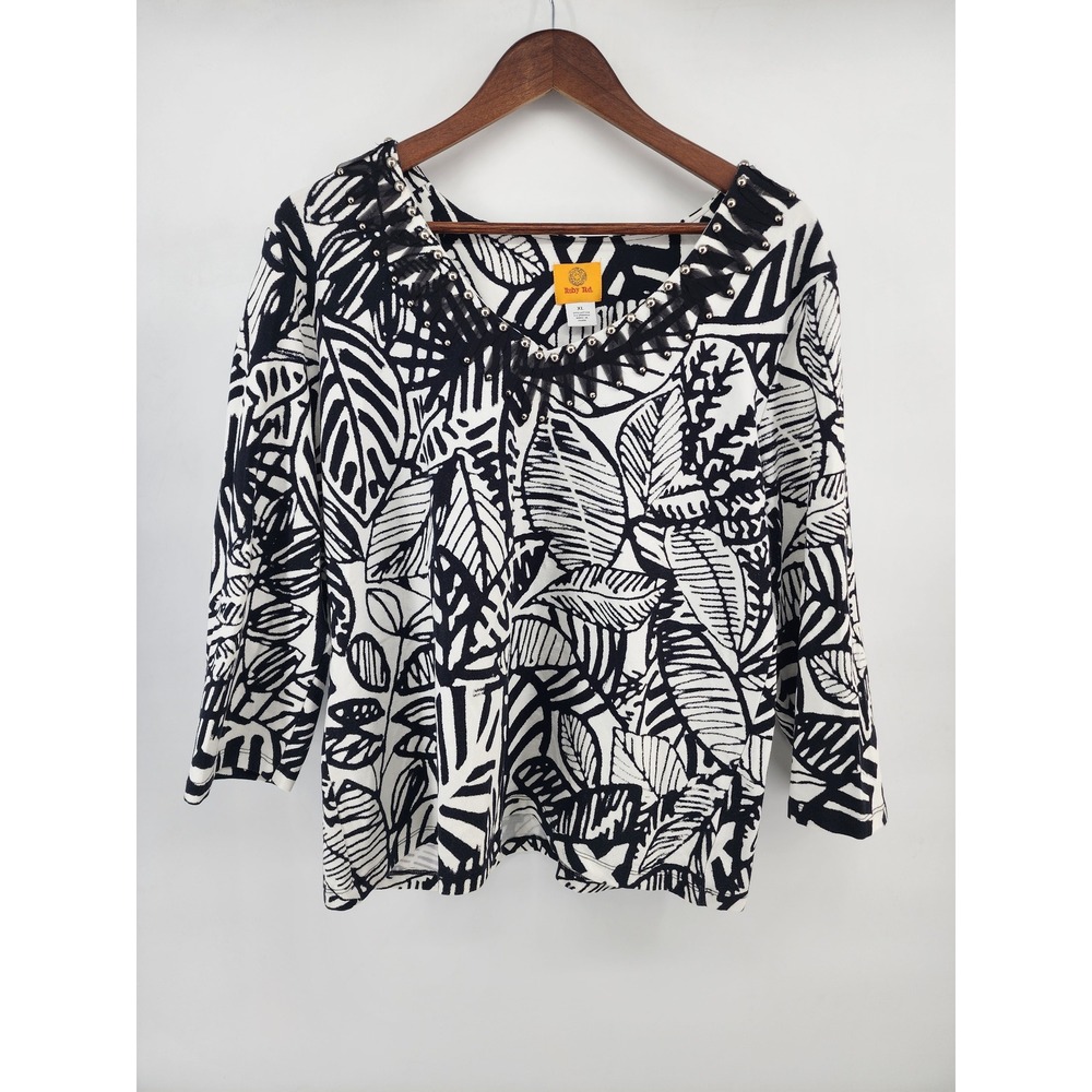 Ruby‎ Rd Womens XL Black White Leaf Print Studded V-Neck 3/4 Sleeve Top
